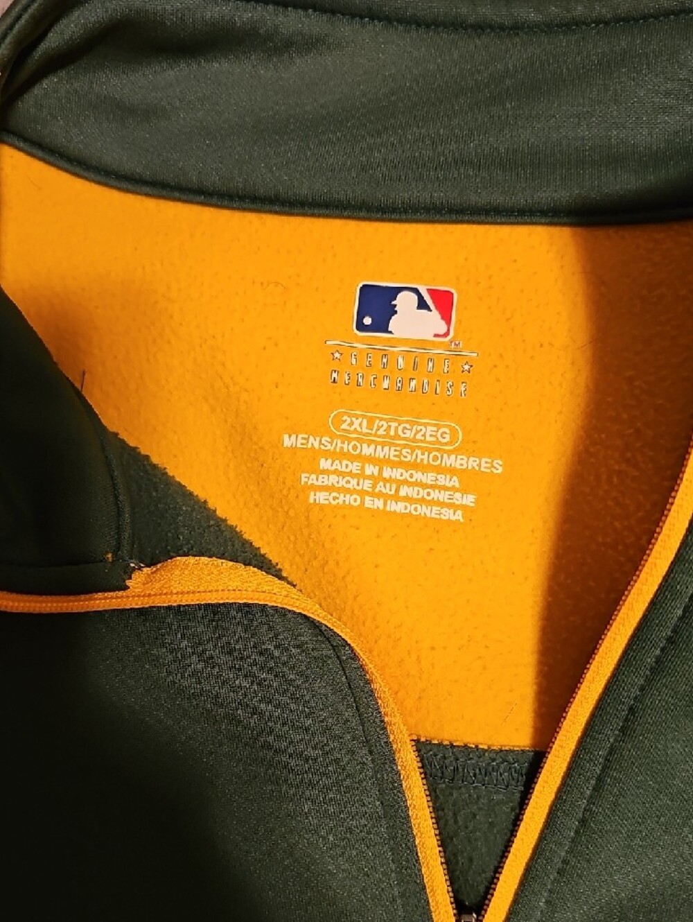 MLB Oakland Athletics Green and Yellow Quarter-Zip Pullover - Picture 4 of 4